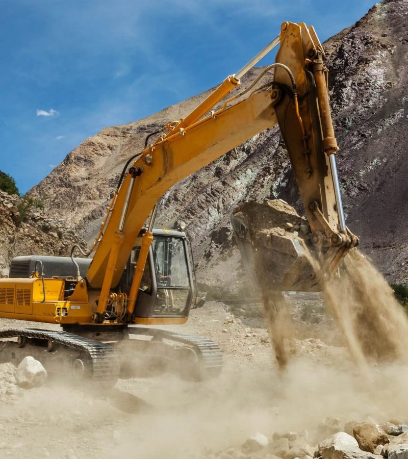 road-construction-in-himalayas